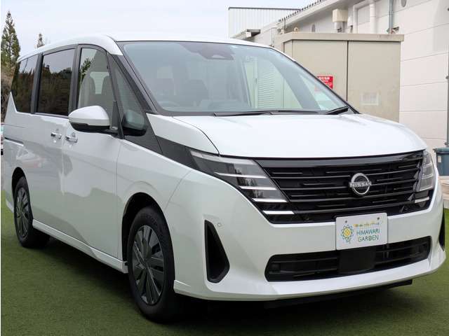 日産 セレナ 2.0 X 2023年 2.4万キロ (兵庫県) ひまわりガーデン