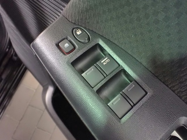 ◆Honda認定中古車をお探しの方はHonda　U-Select亀山長明寺へお越しください！全車安心のU-Selectホッと保証付きです！敷地内試乗も可能です！オンライン商談も受付しています！◆