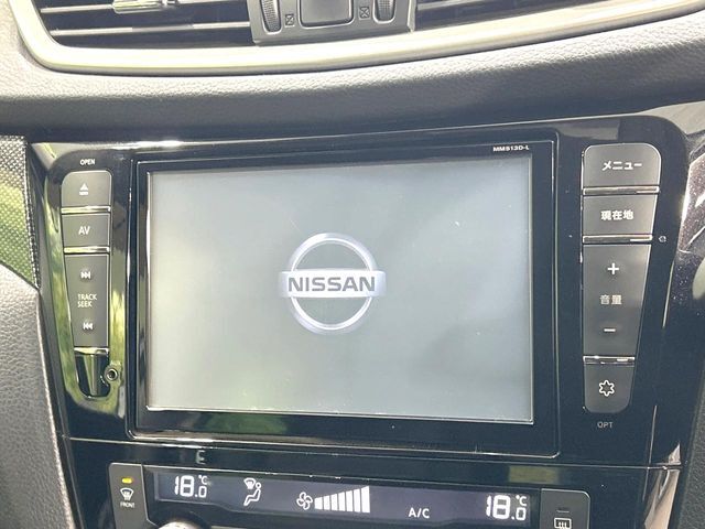 【純正9型ナビ】人気の純正ナビを装備。オーディオ機能も充実しており、Bluetooth接続すればお持ちのスマホやMP3プレイヤーの音楽を再生可能！毎日の運転がさらに楽しくなります！！