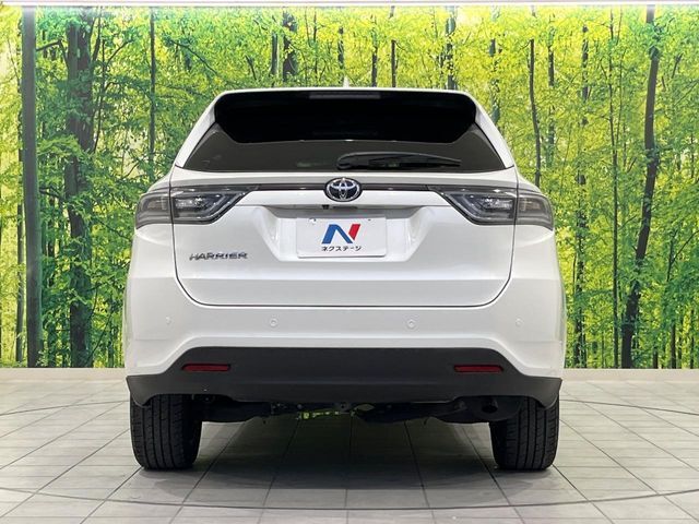 安心の最長10年・走行無制限保証（有償）をご用意。保証内容も充実はもちろん、無料点検＆オイル交換や、年中無休の全国・24時間ロードサービスも付帯されておりますのでご安心下さい。