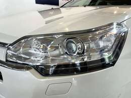 ヘッドライトも綺麗な状態です！