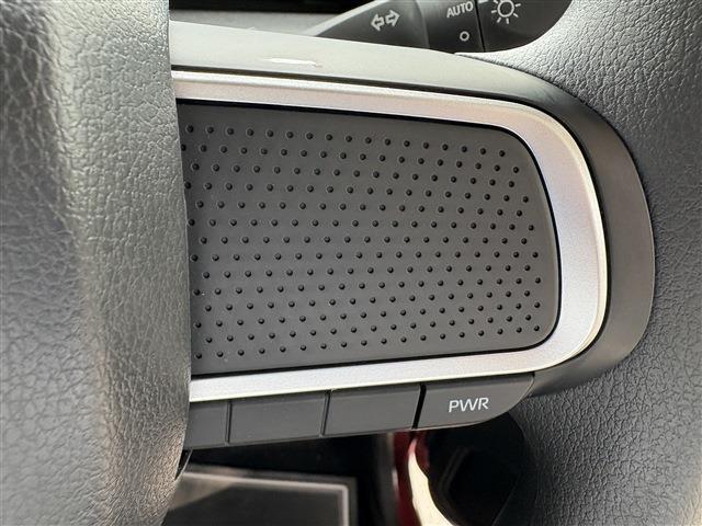 ★キズやへこみもお任せ★　当社のスタートは鈑金工場から、自社鈑金工場で代車も多数保有しており、お困りの際はぜひご相談下さい！！