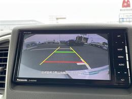 【　バックカメラ　】駐車が苦手な方でも映像で後方の安全確認もしっかり♪見えない死角の部分や距離感などモニター確認することが可能です！