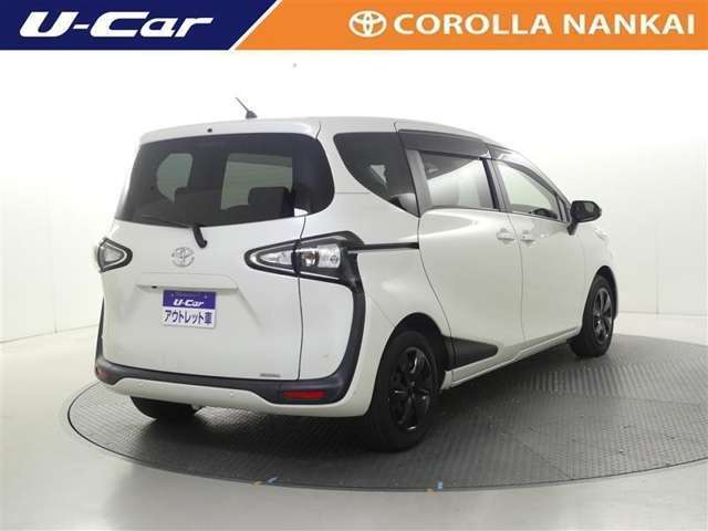 荷物をたっぷり載せて広々ドライビング♪夏でも冬でも、アウトドアやショッピングを思い切り楽しみましょう！