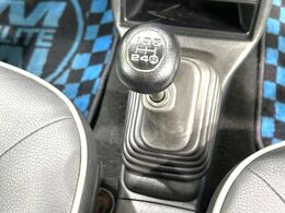 【フロア5速MT】走りの5速MT！！スポーティーな走行をお楽しみいただけます♪