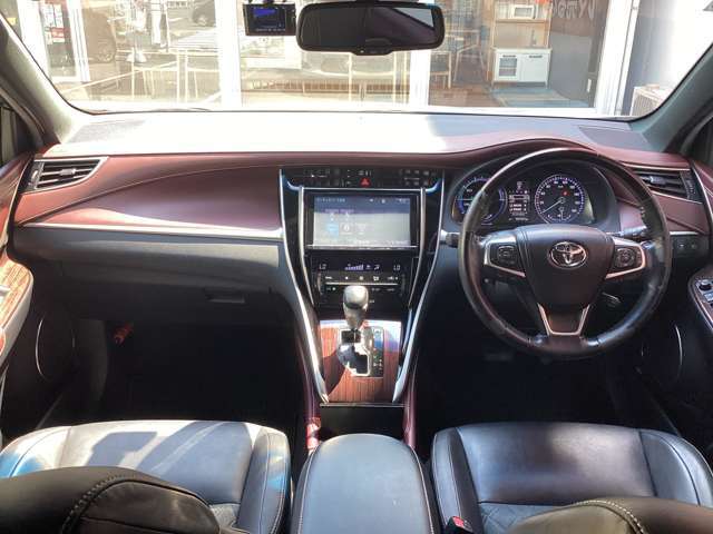 ☆いらっしゃいませ☆自社ローン大阪　ラビット堺泉北店です。この度は当店のお車をご覧になっていただき、誠にありがとうございます！お客様に寄り添ったご提案をさせていただきます。