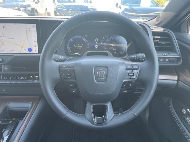 気になる車はすぐにお問い合わせください！画面右側の0066から始まる無料ダイヤルからお問い合わせ下さい！専門スタッフがお車のご質問にお答えいたします！