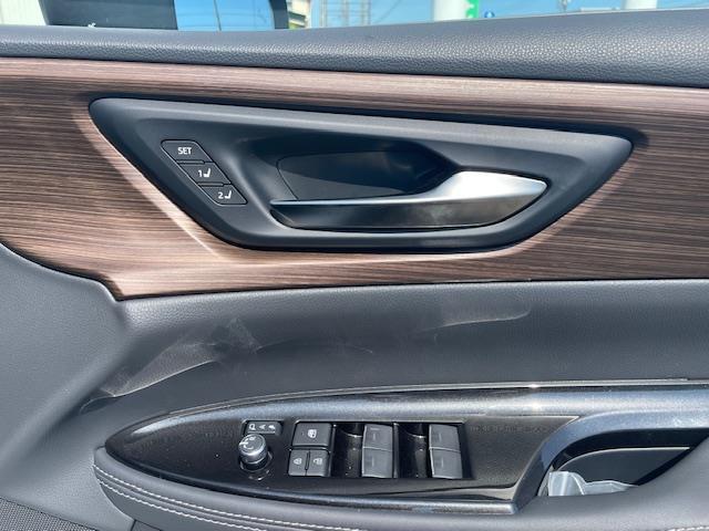 みなさまのお車選びのお手伝いをさせてください！スタッフ一同心よりご来店、お問い合わせをお待ちしております！