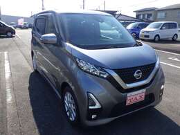 中古車選びはお店選びです。車自体の品質に問題がないことと、支払総額表示＝ご購入可能価格であることが大切です。弊社展示場では支払総額表示での価格＝ご購入可能価格です。