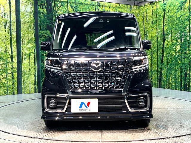 弊社では、全車『修復歴なし』のお車のみ取り扱っております。専任バイヤーによる厳選した仕入れの後、入庫後の車両チェックを行い、ネクステージが認定した高品質な中古車をご提供しております。