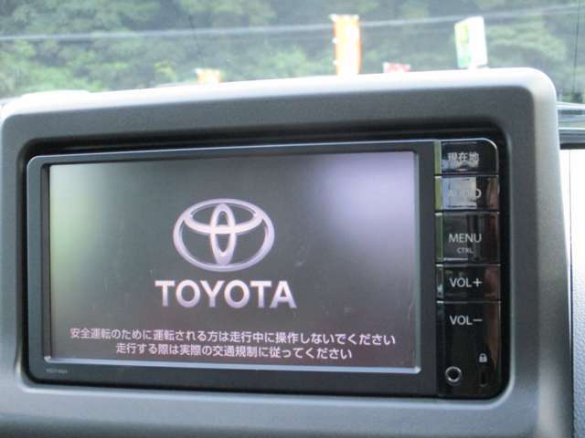 トヨタ純正メモリーナビ（CD　Bluetoothオーディオ　フルセグ）