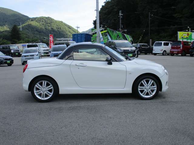 （株）あっぷる関西は業界経験者多数在籍！！新車ディーラー営業・大手中古車ディーラー営業・新車ディーラー整備士など、豊富な知識と経験をお客様の車選びや納車後のサポートをお手伝いさせて頂きます。