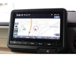 メモリーナビVXM-245ZFEi装備。初めての道でも安心ですね♪