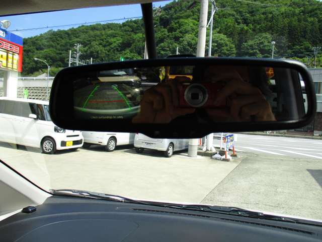 バックミラーです！きれいに磨いてから納車しますので安心です！