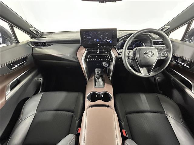 【インパネ全体】全方位で視界が広く、高い目線で運転もしやすいです！