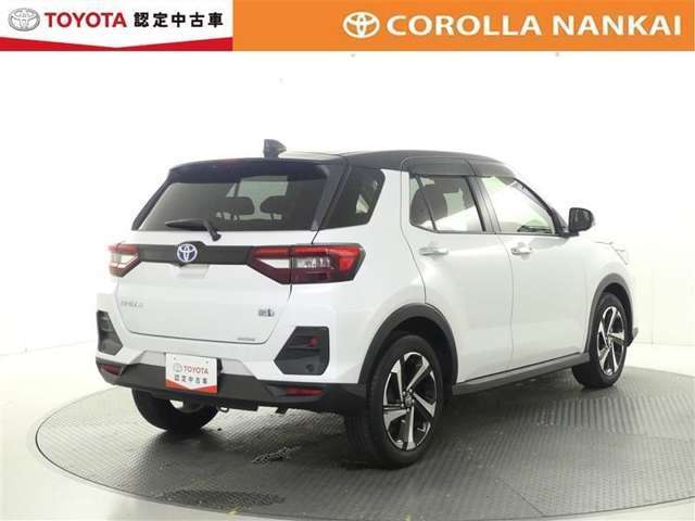 走りにこだわりながら収納力も持ち合わせたお車です。荷物を載せて軽快なドライブを楽しめますよ♪