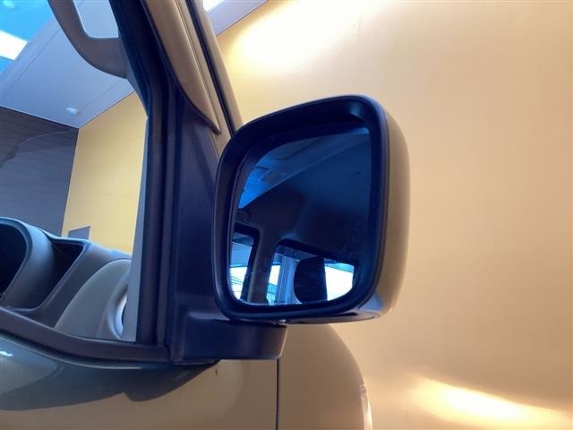 ■□■□■ アフターサービスもお任せ下さい！！ 自社整備工場を完備しております！！ 国土交通省指定整備工場なので車検も最短45分で終わります♪■□■□■