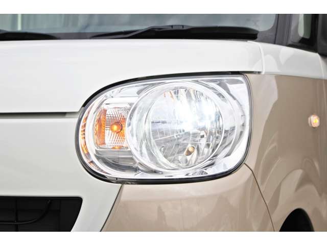 ☆純正HIDライト！ライトコーティング施工済みですのでライトの曇り☆黄ばみ等も取り除いております！！（フォグライトはLEDです）☆