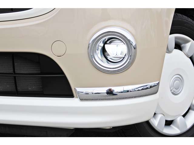 ☆ライトコーティング施工済みですのでライトの曇り☆黄ばみ等も取り除いております！！