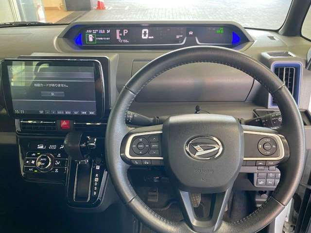 オーディオ等、操作ができるハンドルスイッチ付！　運転中でも安心です☆