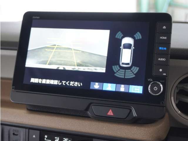 ◆バックカメラ◆リバースにするだけで映ります、後方の安全確認や、狭い駐車場での車庫入れ、雨の日や夜間など視界の悪い時に便利です！安全にバックする為には欠かせない装備です。