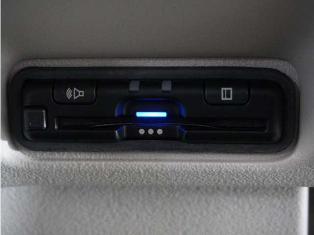 今や必需品の◆ETC車載器　装備車◆　有料道路を利用する際にスムースに通過でき、わずらわしい料金支払いから開放されます！