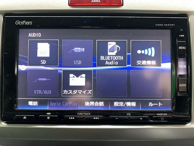 純正SDナビ、フルセグTV付き、Bluetoothオーディオ・ミュージックサーバー・DVDビデオも再生可能です！ナビ付き条件でお探しの方は必見です！