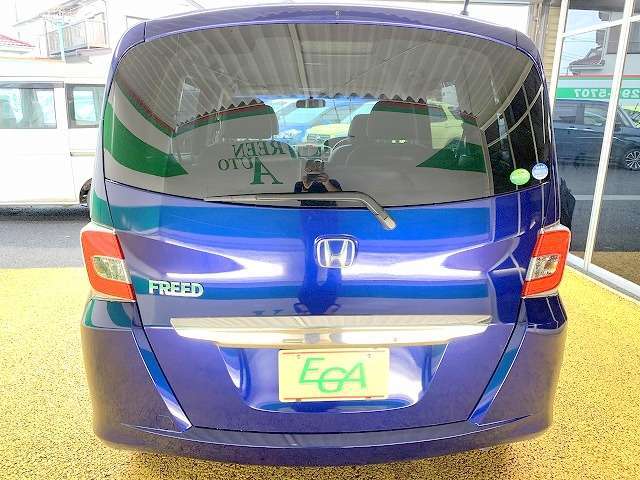 外装も特に目立つキズ等も無くキレイです！お探しの方はお早めに！全国納車も可能です！実際に現車確認が難しい当店より遠方の方でも一度ご相談下さい！