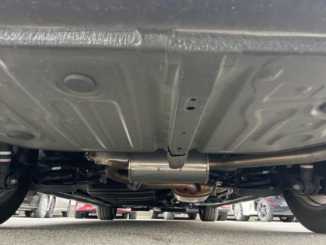 下回りがきれいなうちに、防錆加工の施工がオススメ。降雪地域はもちろん、沿岸部にお住いの方や、趣味でマリン・ウィンタースポーツをされる方にご好評いただいております。