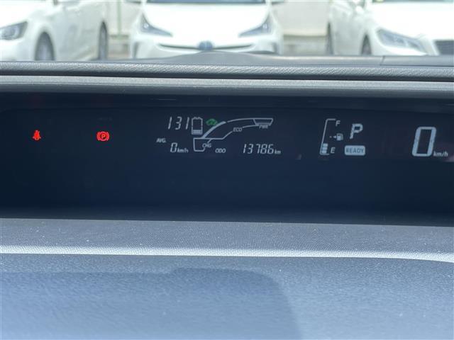 ODOメーターの表示値は13786kmです。店舗にて現車の確認もいただけますので、お電話で在庫のご確認の上是非ご来店くださいませ！！！