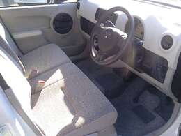 全国のAA会場で仕入れのプロが毎日競りに参加、本当に安く売値設定できる車しか仕入れておりません。他社在庫と比較下さいませ。