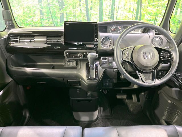 グループ総在庫数約30，000台！！全国の系列店からメーカー・車種問わずご紹介出来るので、あなたにピッタリのお車が見つかるはずです♪まずはお問い合わせ下さい☆