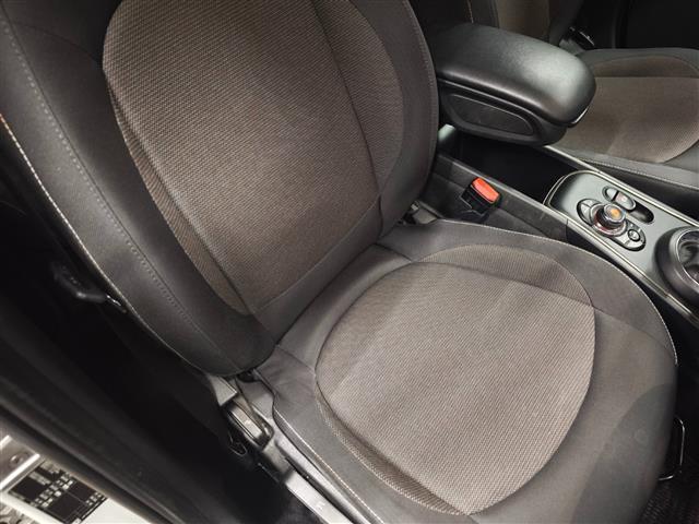 LIBERALAでは輸入車の試乗が可能です。メーカーの違いを五感で較べてください。新しい驚きと発見をお届け致します。