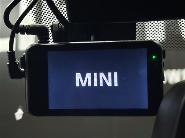 全国でのご納車も可能です。お近くのLIBERALAまたはガリバーの直営店をご案内させていただきます。