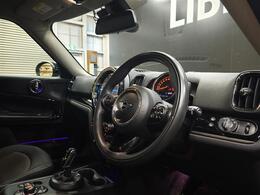 LIBERALA前橋ではドイツプレミアム御三家のBMW、M・BENZ、Audiをはじめとする数多くの輸入車を取り揃えております。是非ブランドの違いを較べて愉しんで下さい。新しい驚きと発見をお届け致します。