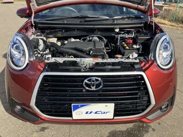 エンジンルームの見えないところもしっかりクリーニング洗浄しております！