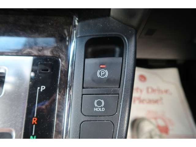 オートベル東バイパス店・オートベル浜線バイパス嘉島店・オートベルサンロードシティ人吉店の熊本県下3店舗に総在庫常時800台以上を展示しております。