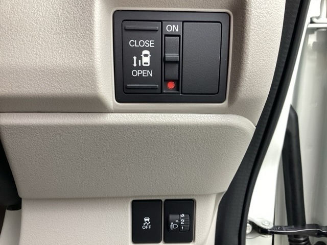 この度は、当店のお車をご覧いただきまして誠にありがとうございます。お気軽にお問い合わせください。