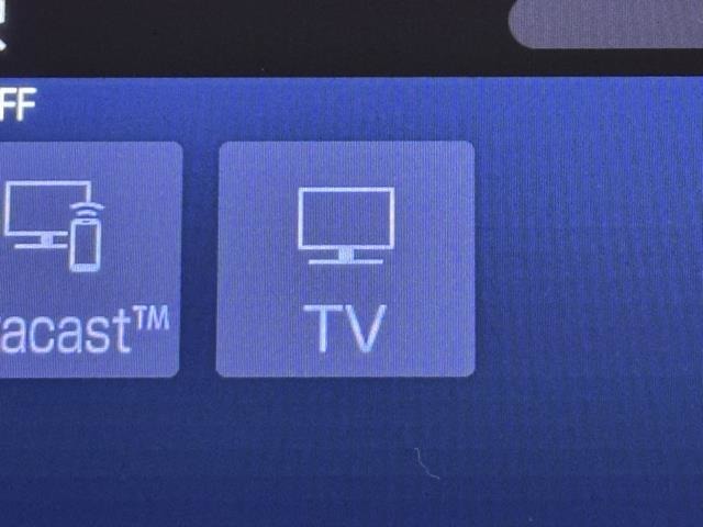 TVが見れるチューナーを装備しています。　新しい車でも付いていないことで、TVが見れない事も多々あるので要チェックです。