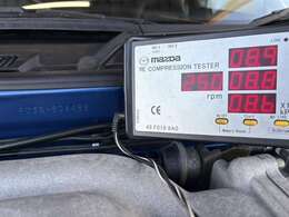 ★エンジン圧縮測定値　フロント