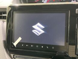 【純正ナビ】人気の純正ナビを装備。オーディオ機能も充実しており、Bluetooth接続すればお持ちのスマホやMP3プレイヤーの音楽を再生可能！毎日の運転がさらに楽しくなります！！
