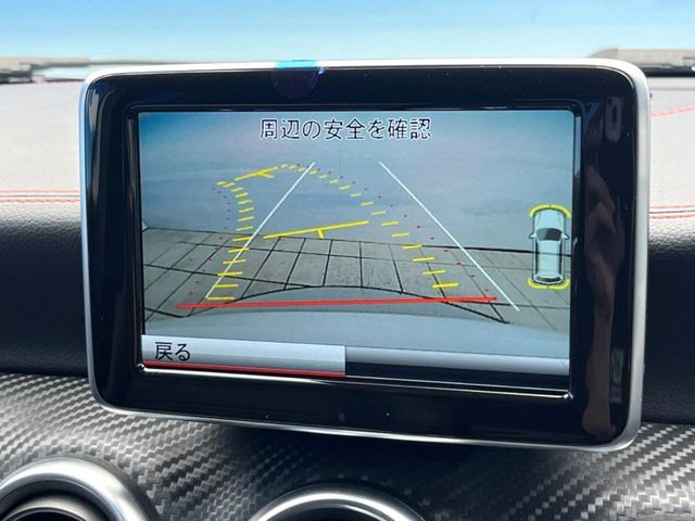●バックカメラ：便利な【バックカメラ】で安全確認もできます。駐車が苦手な方にもオススメな便利機能です。
