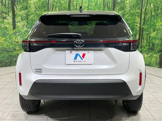 安心の最長10年・走行無制限保証（有償）をご用意。保証内容も充実はもちろん、無料点検＆オイル交換や、年中無休の全国・24時間ロードサービスも付帯されておりますのでご安心下さい。