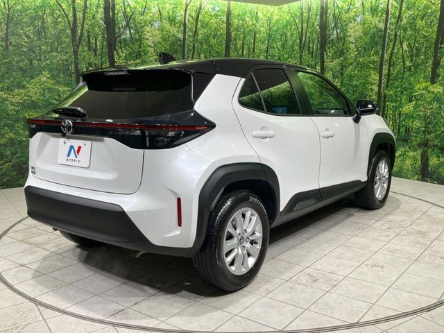 ☆全国のネクステージからお取り寄せが可能※！遠方の店舗に展示してあるクルマが気になる場合も、最寄りの店舗でご覧いただくことが可能です！是非私たちに要望をお聞かせください！※別途費用