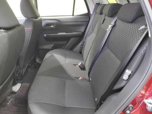 WECARSでは各商談席に大型モニターをご用意しております！見やすい大画面でゆったりと全国の在庫をご覧いただけます！是非ご来店お待ちしております！