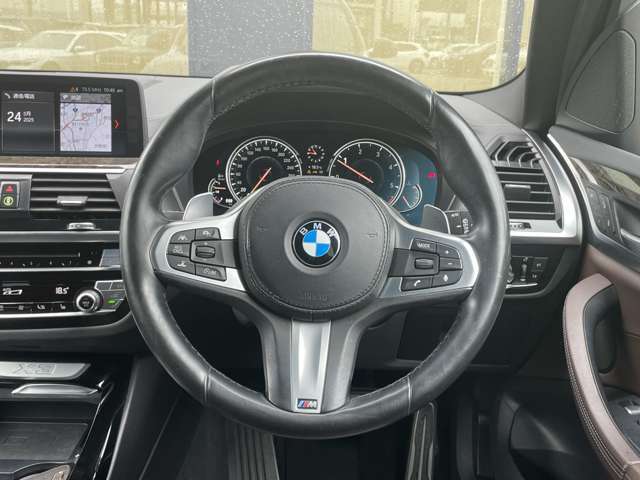 LIBERALAは、輸入車選びの新たなスタイルを提案するインポート・セレクト・ブランドです。オーナー様となる方がクルマから直接感じる感性を第一にした、最良の一台との出会いをコーディネートいたします。