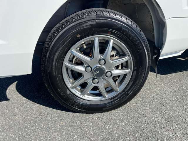 社外のアルミホイールですほs