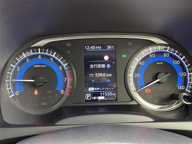 【スピードメーター】メーターがシンプルで見やすく運転しやすいですね！
