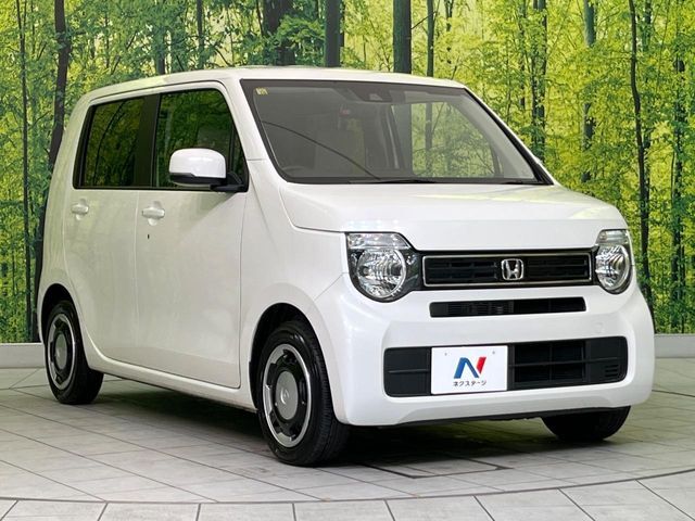 大好評のボディコーティング「弾スプラッシュコート」もご納車までに施工可能。通常のガラスコートと異なる、耐久年数6年の無機質ガラスコーティングが、ボディをキレイな状態に保ってくれます。