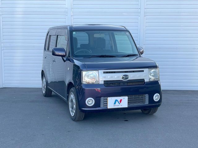 大好評のボディコーティング「弾スプラッシュコート」もご納車までに施工可能。通常のガラスコートと異なる、耐久年数6年の無機質ガラスコーティングが、ボディをキレイな状態に保ってくれます。